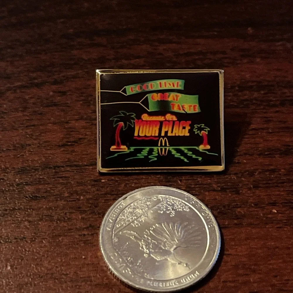 Vintage McDonald’s “Good Time Great‎ Taste Your Place” Employee Lapel Hat Pin